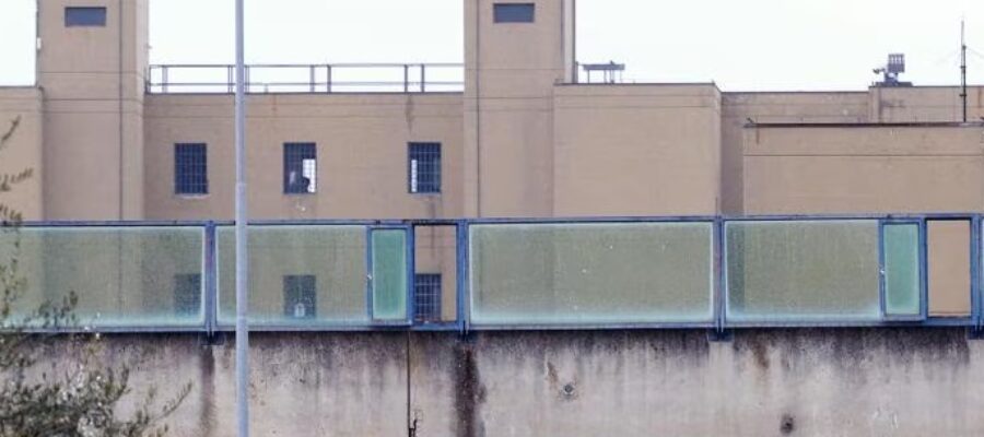 La FP CGIL polizia penitenziaria: Ennesimo suicidio nella Casa Circondariale di Prato, istituto dimenticato dalle istituzioni. Situazione insostenibile per il personale e i detenuti.